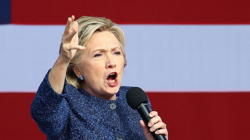 Hillary Clinton: Trump, Maduro'ya askeri harekat için zemin hazırlıyor