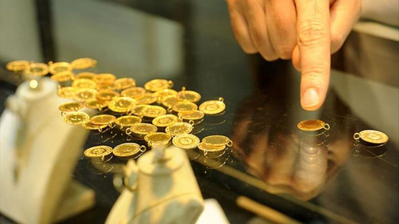 Kapalıçarşı'da altında ani yükseliş sonrası satışlar kısa süre durdu