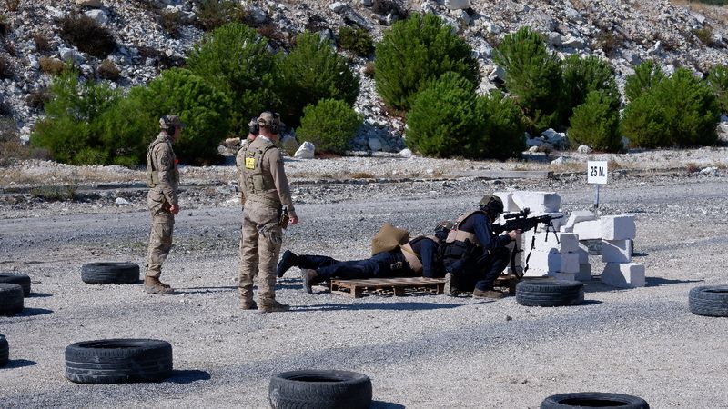 İzmir'de Jandarma Komando Atış Okulu açıldı