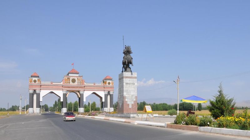 Kırgızistan'ın Celalabad şehrinin adı 'Manas' oldu