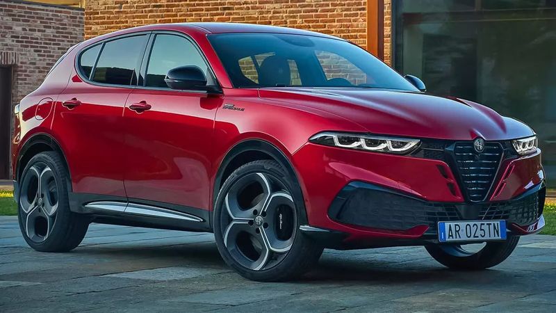 2026 model Alfa Romeo Tonale tanıtıldı: İşte özellikleri