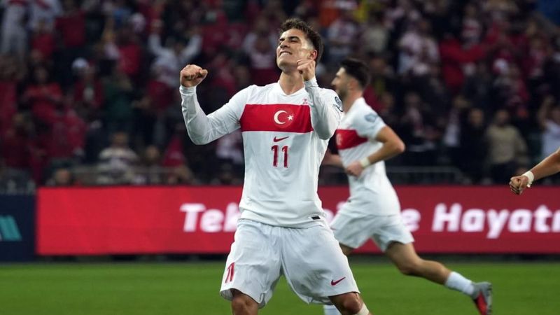 Kenan Yıldız, 2025 Akdeniz Mükemmelliyet Ödülü'ne layık görüldü