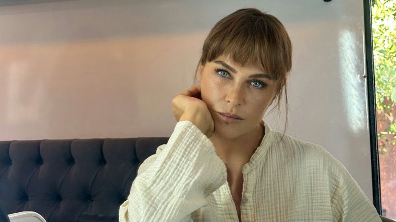 Hülya Avşar imaj değiştirdi! Kakül modasına uydu