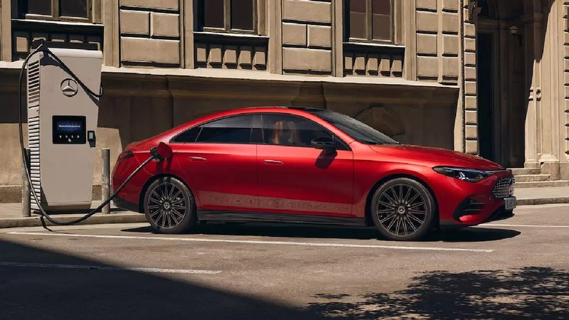 Elektrikli Mercedes-Benz CLA, Türkiye'de satışa çıktı: İşte fiyatı