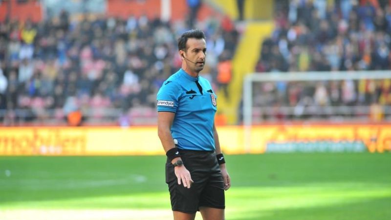 Kasımpaşa - Beşiktaş maçının VAR'ı Kadir Sağlam oldu