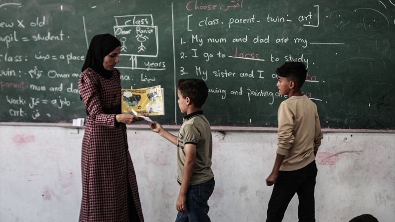 Gazze’de BM okullarında eğitim yeniden başladı