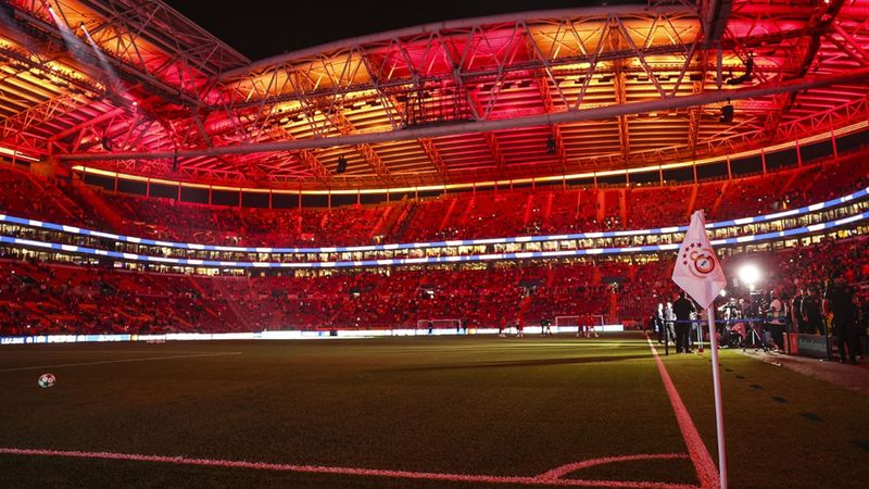 UEFA, 2028 ve 2029'daki turnuva finallerinin ev sahipliğine aday statları duyurdu