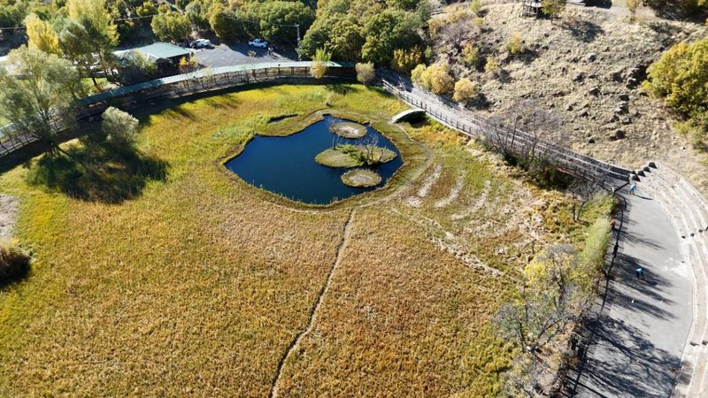 Yüzen Adalar sonbaharda kartpostallık görüntüler sunuyor