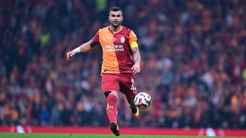 Abdülkerim Bardakcı, Galatasaray ile ligde 100. maçına çıktı