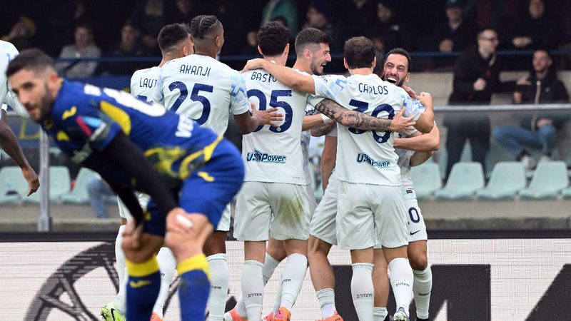 Hakan Çalhanoğlu, damga vurdu! Inter, Hellas Verona'yı son dakikada yıktı