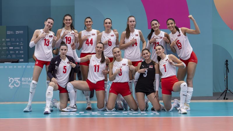 Kadın Voleybol Milli Takımı, İslami Dayanışma Oyunları'nda Afganistan'ı devirdi