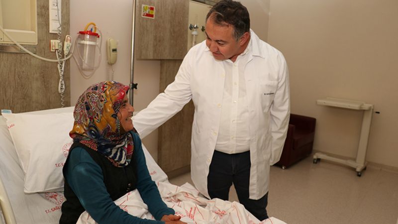 Antalya'da böbrek hastası, 29 yıl sonra 45 dakikada organ bağışıyla hayata tutundu