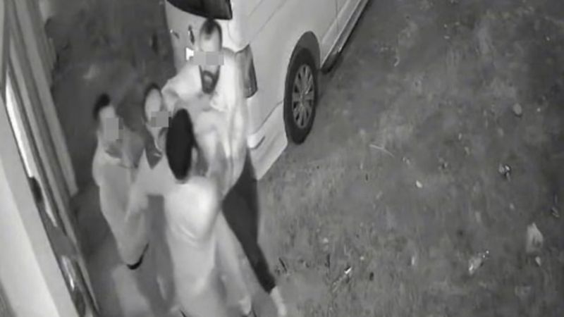 Kayseri'de kukla sanatçısı, boşanma aşamasındaki eşi ve ailesi tarafından darbedildi