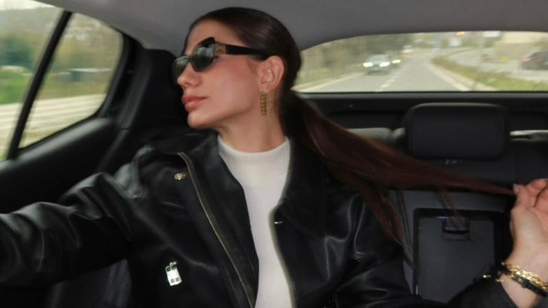 Demet Özdemir'in sokak modası! Takipçileri beğendi