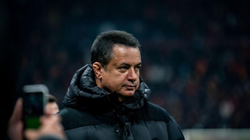 Acun Ilıcalı'dan, Hull City taraftarı Owen Griffiths'e jest