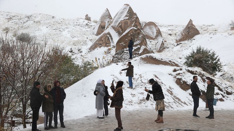 Kapadokya’da ilk kar heyecanı