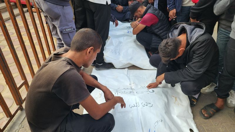 Gazze'de can kaybı 69 bin 483'e yükseldi