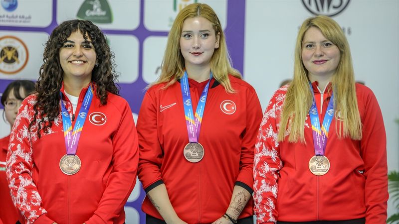 Milli atıcılar, Dünya Havalı ve Ateşli Silahlar Şampiyonası'nda 3 madalya aldı