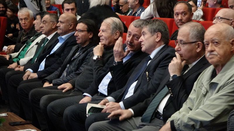 Mustafa Denizli'den taraftarlara uyarı!