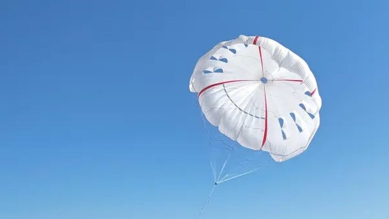 Çin, dünyanın en büyük uçurtmasını test ediyor: Rüzgardan elektrik elde edecek