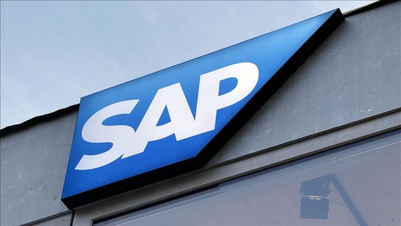 SAP, dünyada 12 milyon kişiye yapay zeka odaklı beceriler kazandıracak