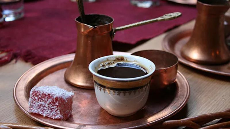 Bosna’da kahveler neden kulpsuz fincanda servis ediliyor? Asırlık sebep ortaya çıktı