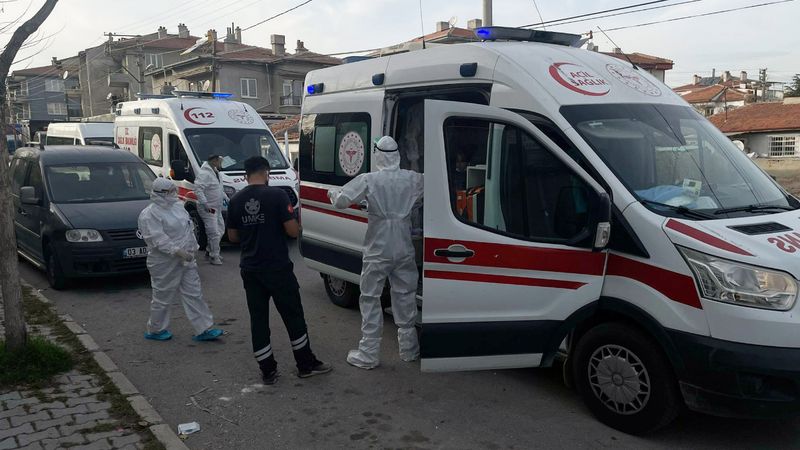 Afyonkarahisar'da patates kızartması hastanelik etti: Anne ve 3 çocuğu taburcu edildi