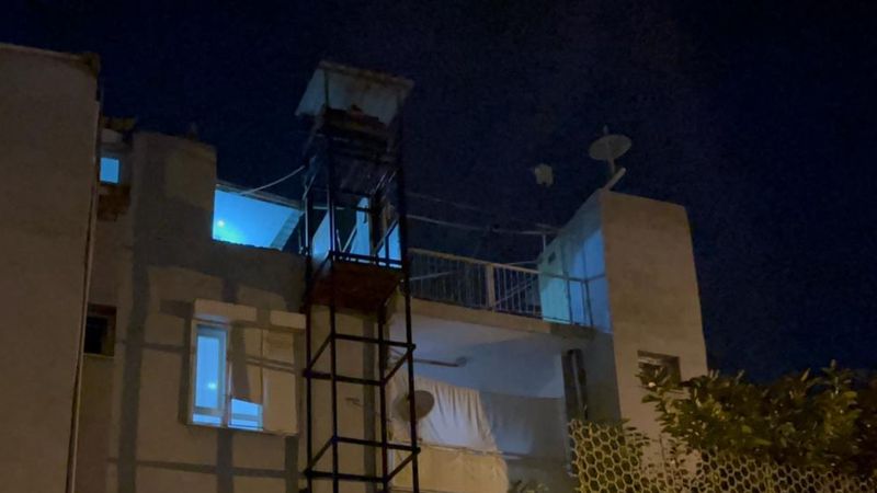 İzmir'de engelli kardeşi için yaptırdığı asansörden düşen kadın öldü