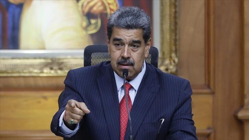 Venezuela lideri Maduro'dan kıyıların füzelerle savunulması talimatı