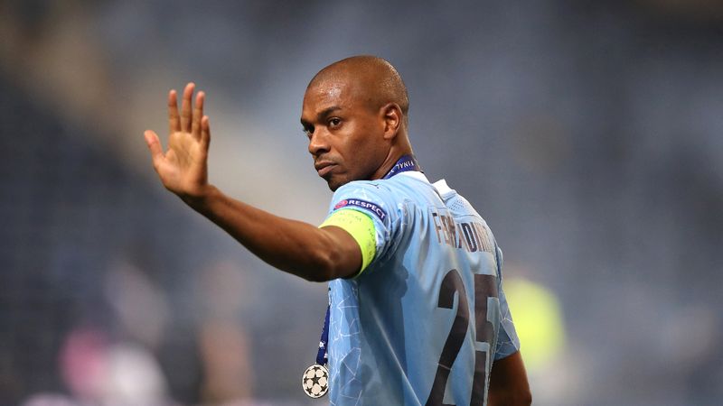 Brezilyalı futbolcu Fernandinho, kariyerine son verdi