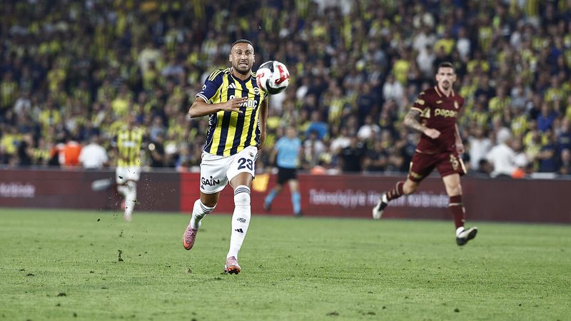 Fenerbahçe'de Cenk Tosun'a Süper Lig'den 3 talip