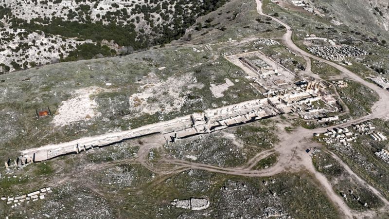 Uşak’taki Blaundos Antik Kenti’nde tarihi stadyum gün yüzüne çıkıyor