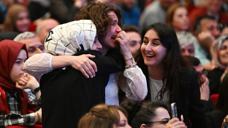 15 bin öğretmen daha eğitim ordusuna katıldı