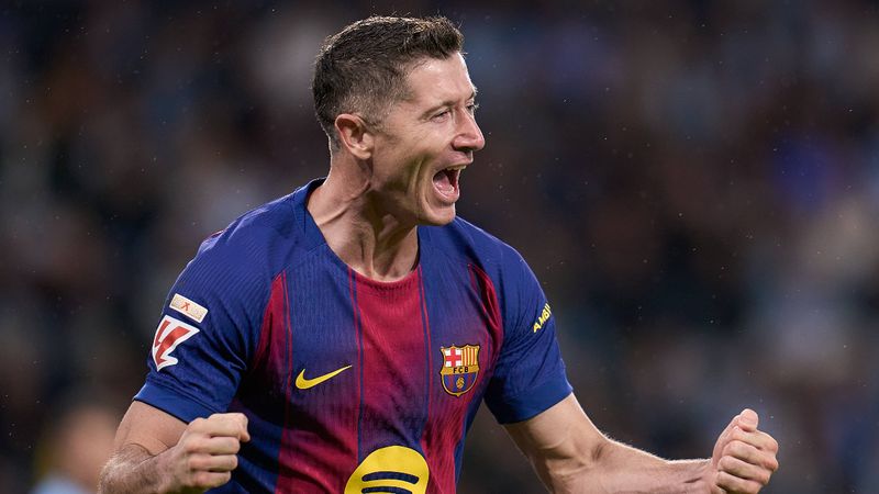 Robert Lewandowski'den Fenerbahçe'ye transfer yanıtı