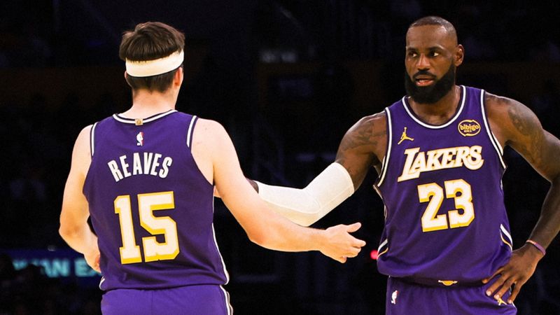 NBA Cup'ta Los Angeles derbisini Lakers kazandı