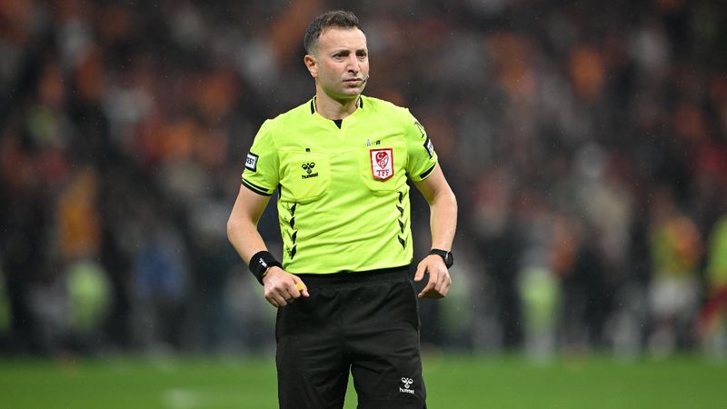Fenerbahçe - Galatasaray derbisinin hakemi belli oldu