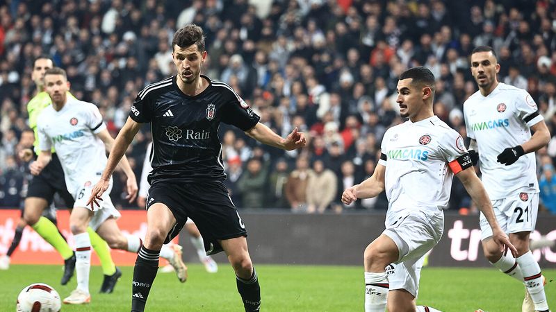 Beşiktaş ile Fatih Karagümrük Süper Lig'de 17. randevuda