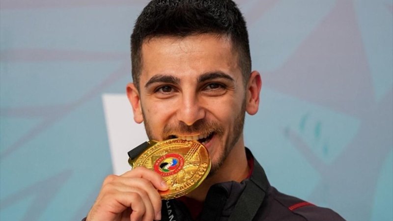 Eray Şamdan, dünya şampiyonu oldu