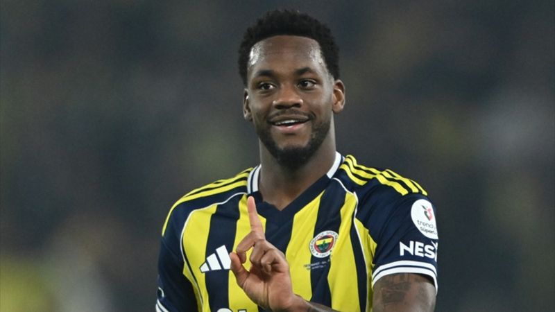 Jhon Duran, 2. golünü de derbide kaydetti