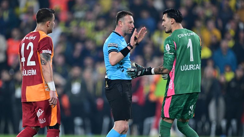 Fenerbahçe–Galatasaray derbisi dünya basınında