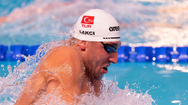 Emre Sakcı'dan Avrupa Kısa Kulvar Yüzme Şampiyonası'nda ikincilik!