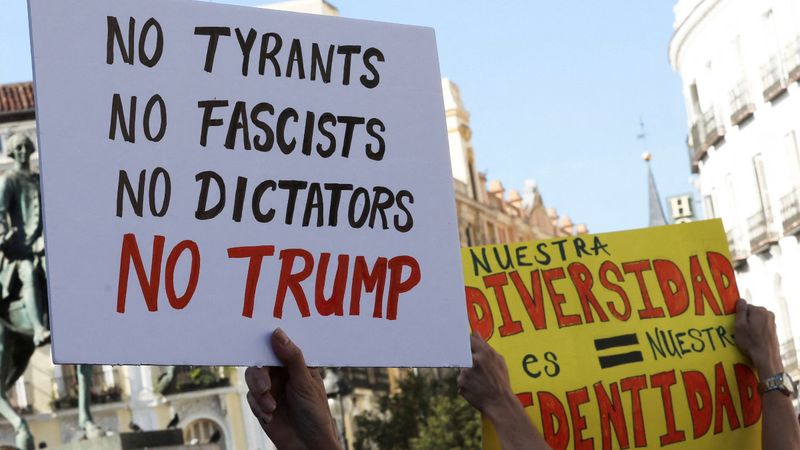 Avrupalıların yarısı Trump'ı düşmanları olarak görüyor