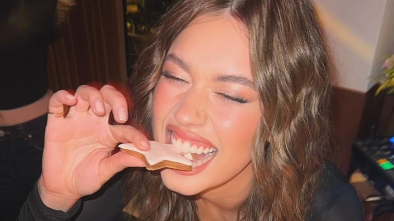 Afra Saraçoğlu Amsterdam’da! Doğum gününü kutladı