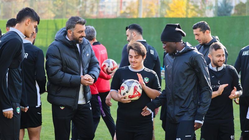 Amed Sportif Faaliyetler'de son idmanı özel birey Zınar gerçekleştirdi