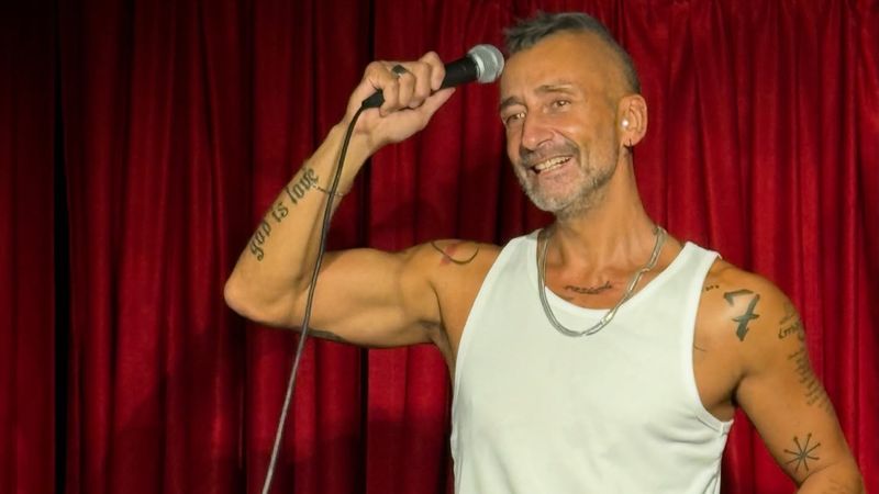 Oyuncu Yunus Günçe'nin evinde yangın çıktı