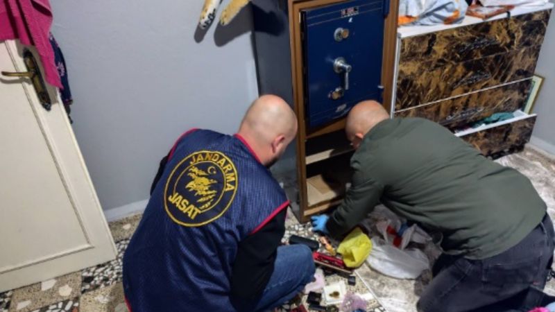 Kırşehir'deki hırsızlık olayının şüphelileri Hatay'da yakalandı