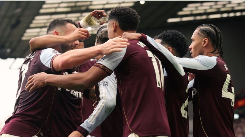 Aston Villa, Arsenal'i devirdi!