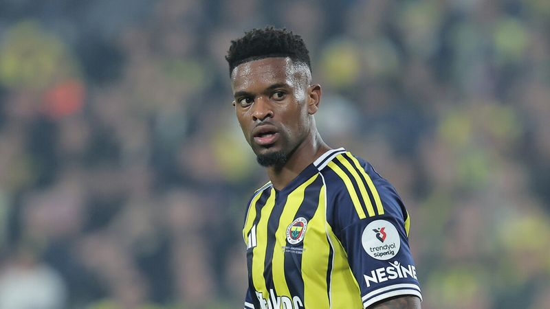 Fenerbahçe'de Nelson Semedo sakatlandı