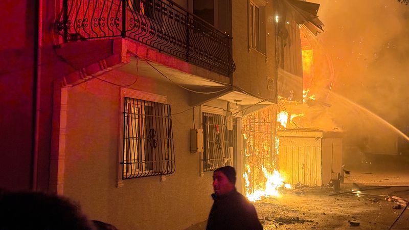 Bursa'da şehit babasının evi yangında kullanılamaz hale geldi