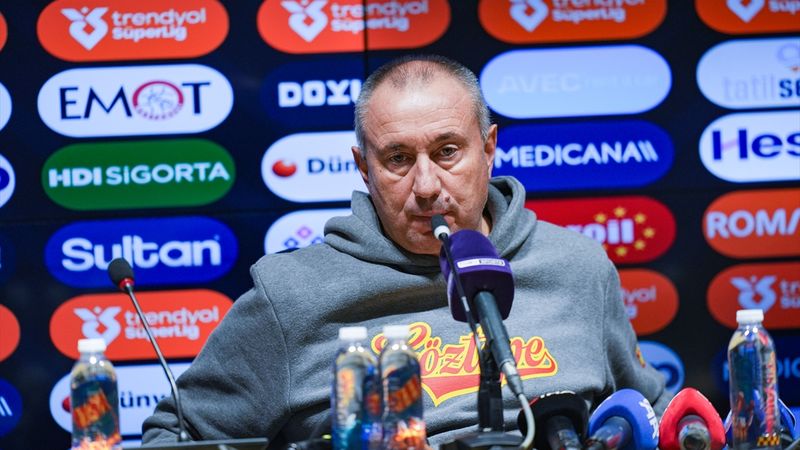 Stanimir Stoilov: Trabzonspor'a karşı hata yapmamanız gerekiyor